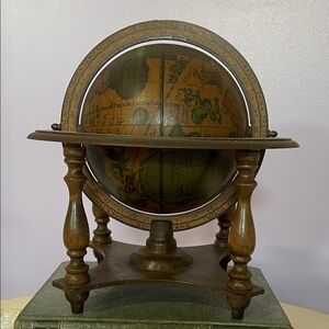 Vintage desktop old World Globe Decorative Accent